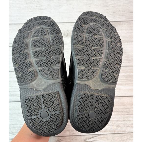 GDEFY Gravity Defyer Women’s Energiya Black Slip Resistant TB9037FBL-M Size 7.5 - Picture 6 of 7